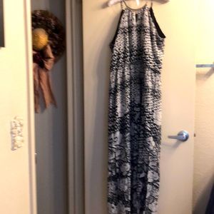 EN Focus studio sleeveless maxi dress NEW